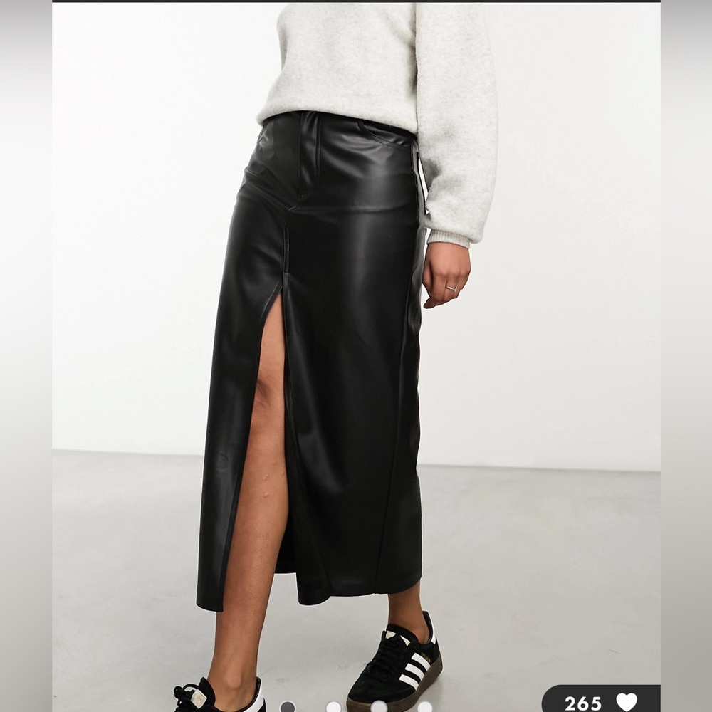Pull&Bear -faux leather split front midi skirt-black